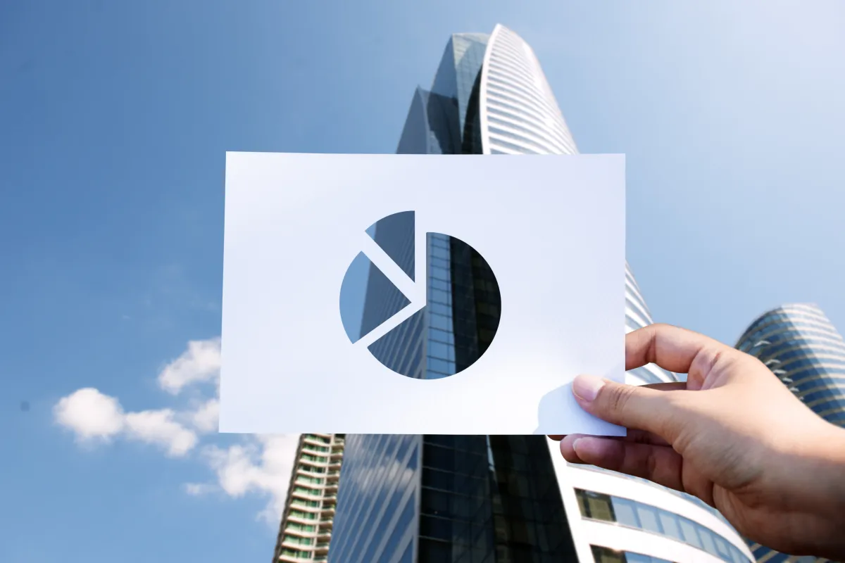 Small-Cap Momentum Strategies: From News Catalysts to Breakouts with Order Flow