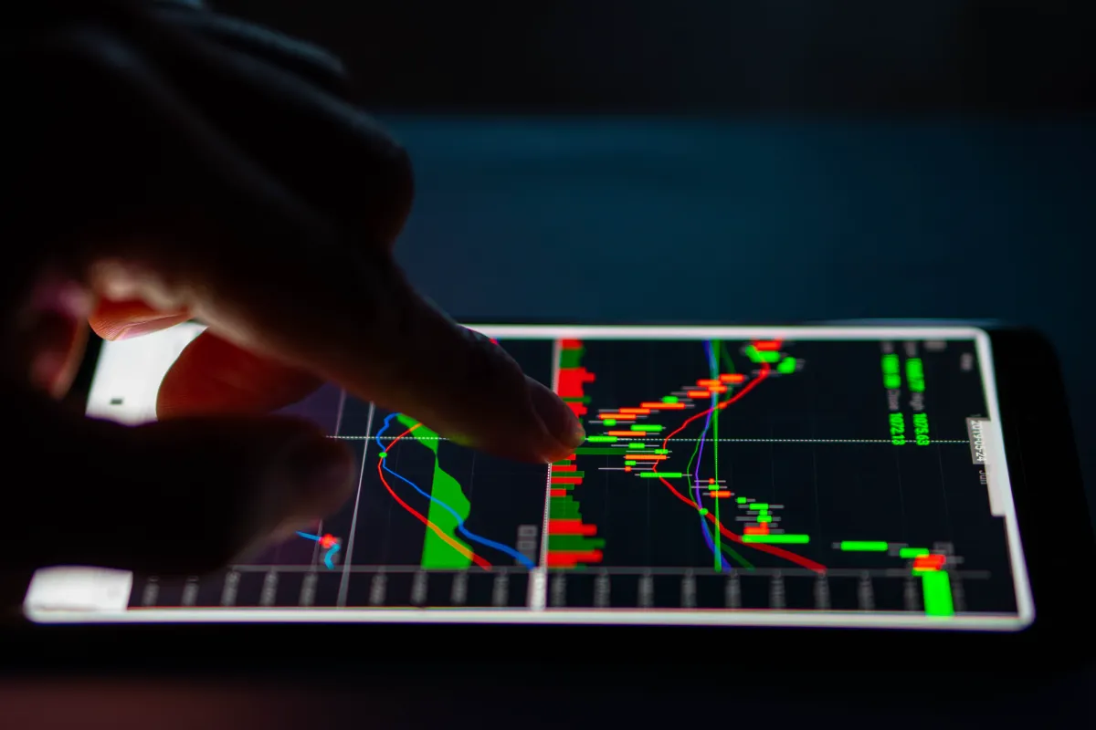 How Dealers Use Futures to Hedge Options—and Why It Moves the Market