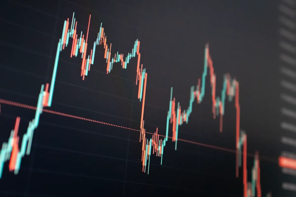 Volatility Days and Liquidity Behavior: How to Read Market Chaos Through Order Flow